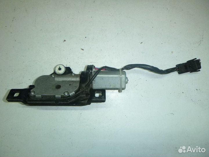 Замок багажника (ответная часть) BMW E60/E61 2003