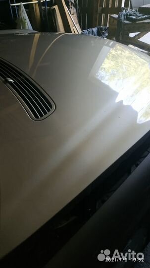 Капот с решеткой Мерседес w211/2005