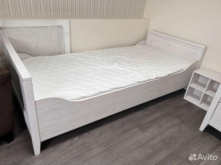 Кровать подростковая Cielo. Массив сосны