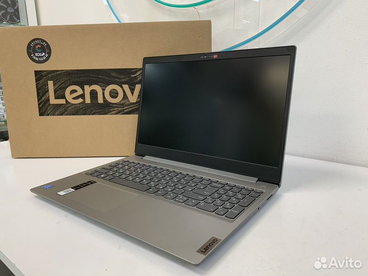 Ноутбук/Lenovo