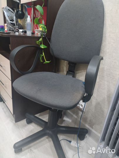 Компьютерное кресло