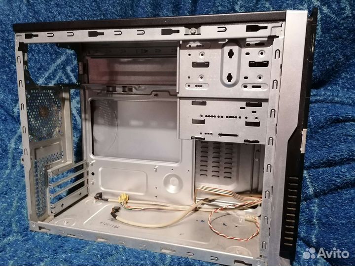 Корпус с блоком питания