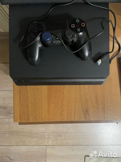 Sony PS4 slim 1tb