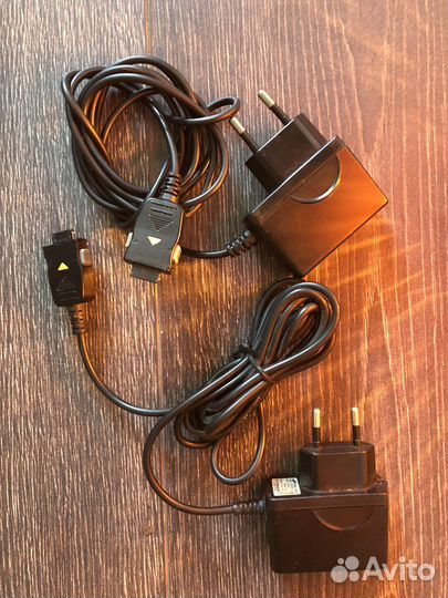 Зарядное устройство Samsung TAD037EBE