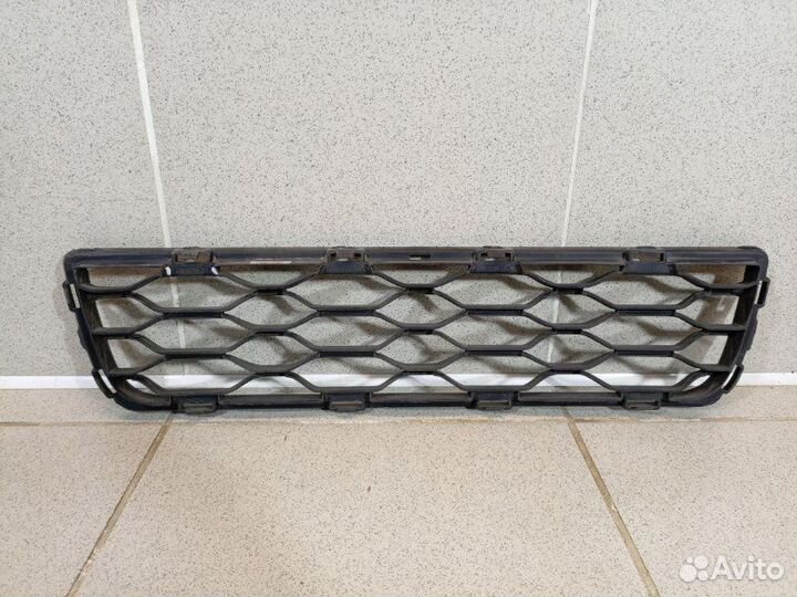 Решетка в бампер центральная Mini Hatch F55