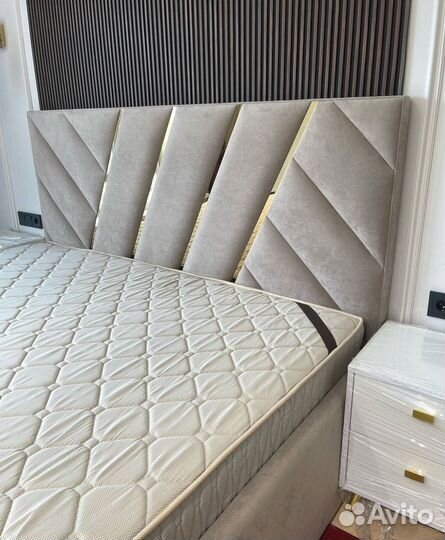 Кровать 180х200