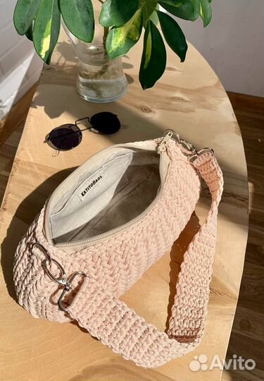 Сумка Багет через плечо ручной работы