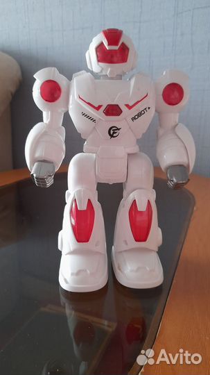 Игрушка робот