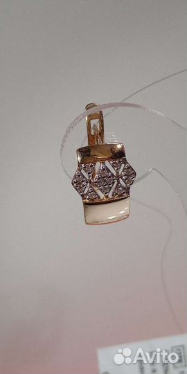Золотые серьги новые