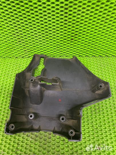 Обшивка салона Nissan Sunny