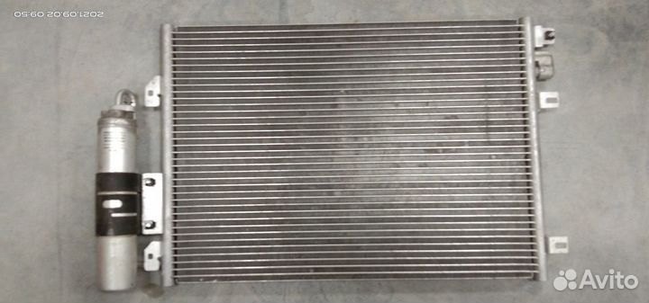 Радиатор кондиционера Renault Logan I (2004-2009)