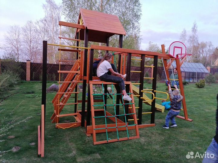 Детская площадки из дерева