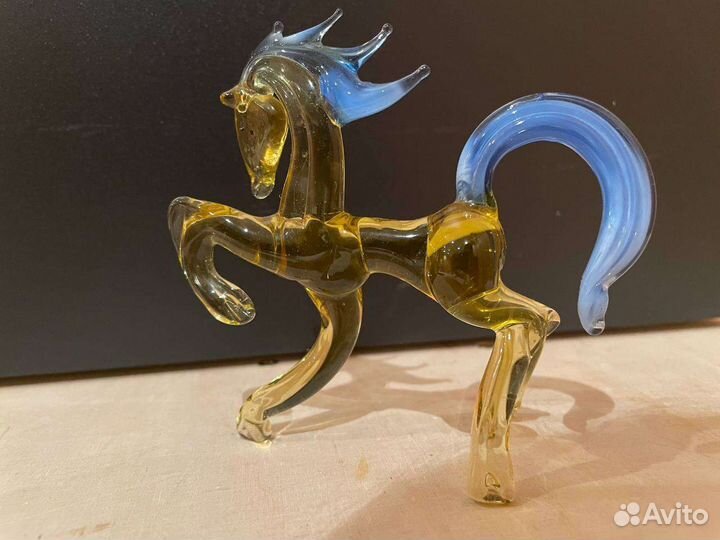 Хрустальный конь