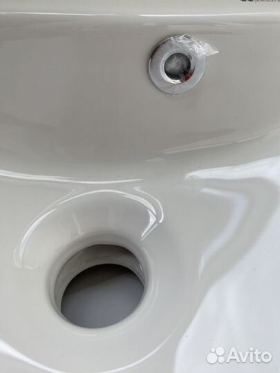 Новая раковина чаша накладная, 55 см