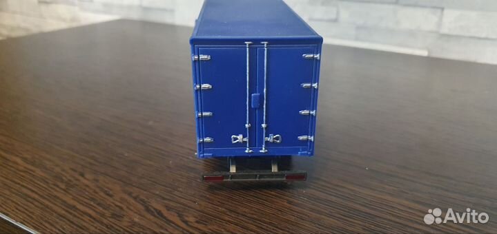 Модель игрушка Камаз Почта России