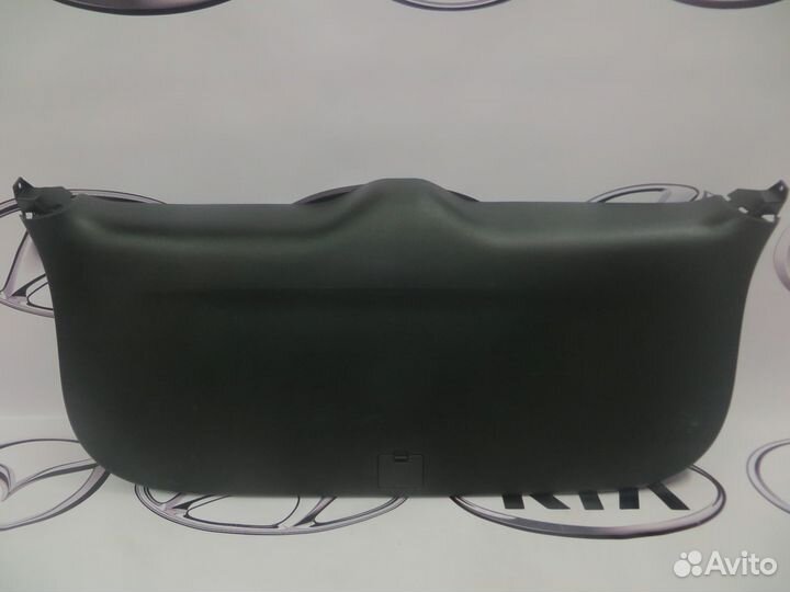 Обшивка двери багажника Mitsubishi Outlander 3