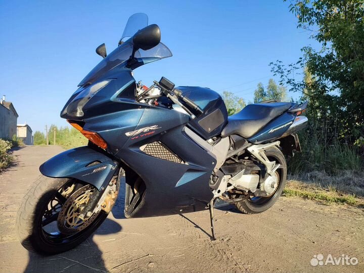 Honda vfr800