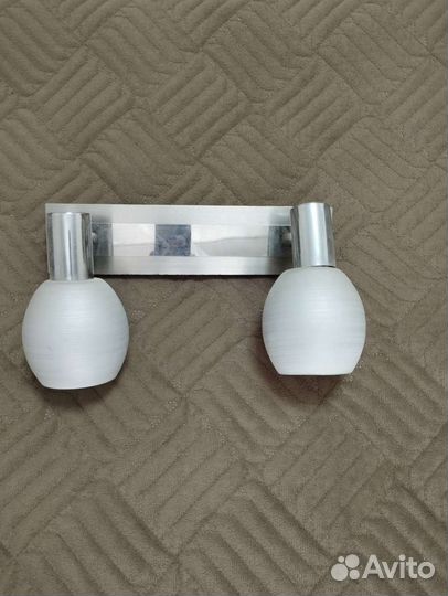 Светильник для ванной