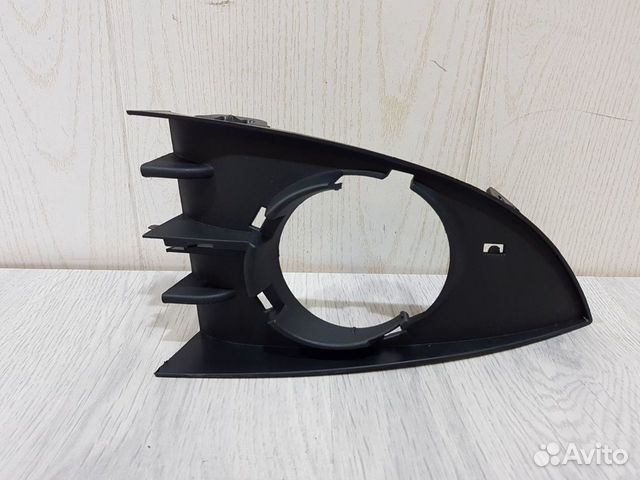 Решётка в бампер правая Renault Scenic 2 2003-2009