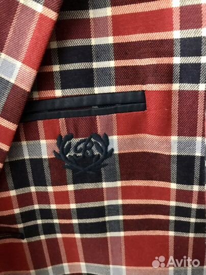 Пиджак детский на 6-7 лет