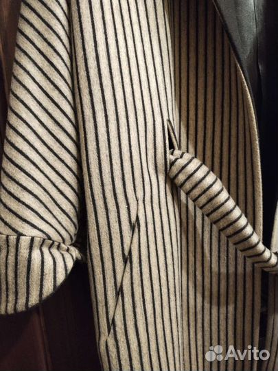 Пальто женское новое 46