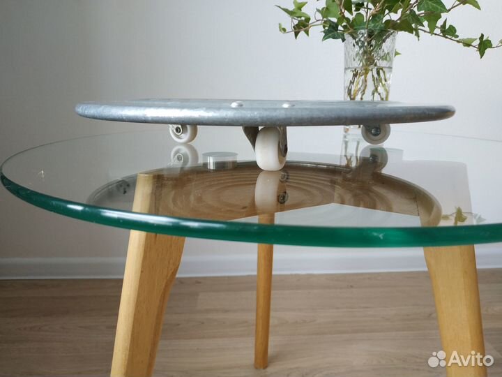 Подставка для цветов на колесах Соккер IKEA, 31 см