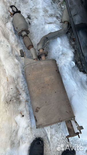 Глушитель Ниссан эльгранд е 51