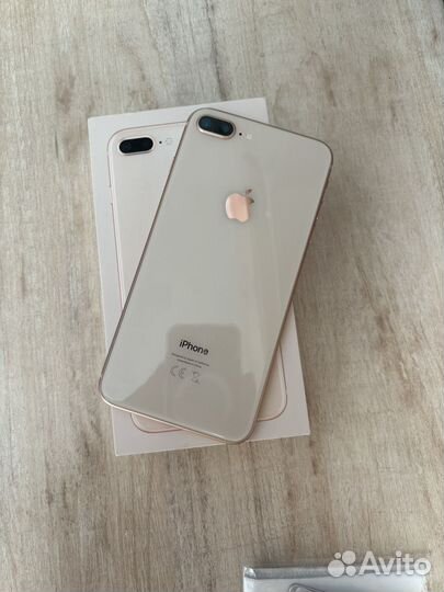 iPhone 8 Plus, 64 ГБ