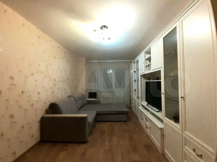 1-к. квартира, 45 м², 1/17 эт.
