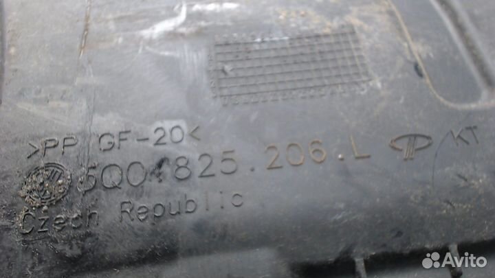 Защита моторного отсека Volkswagen Jetta 7 2018, 2