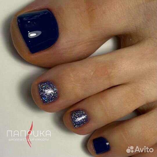 Педикюр с покрытием гель-лаком