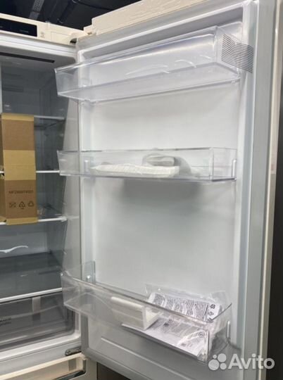 Холодильник новый LG No Frost на гарантии