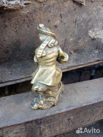 Бронзовая статуэтка СССР