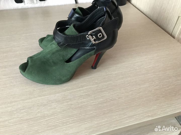 Босоножки женские 36 размер