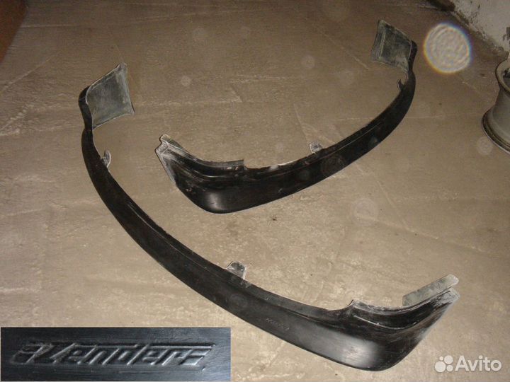 Накладка Zender под бампер на Mercedes W123