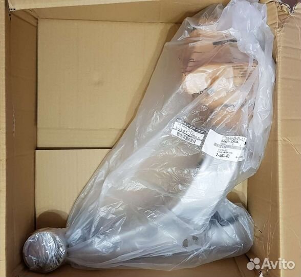 Рычаг нижний левый, правый Fx30d,QX70 Дизель 2шт