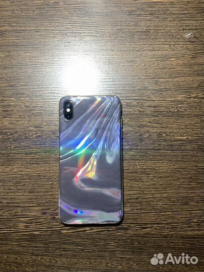 Продам iPhone xs max
