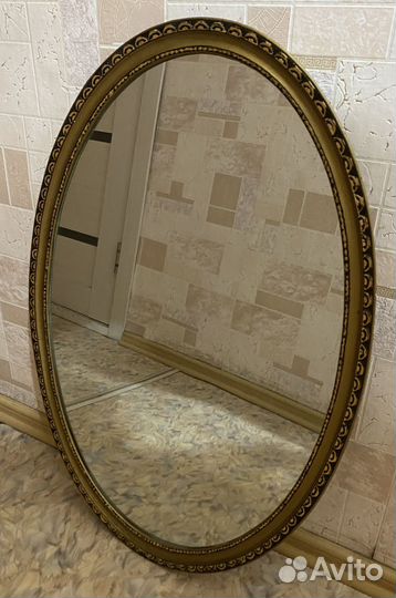 Зеркало настенное овальное винтаж