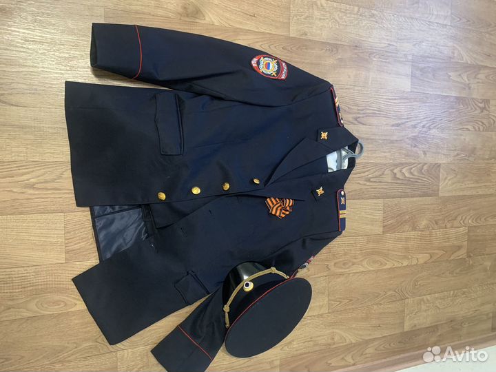 Новая полицейская порадная форма