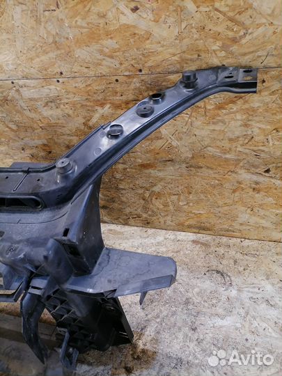 Панель передняя Ford Fiesta MK5