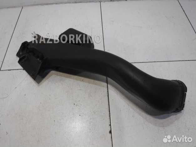 Воздухозаборник 165568H303