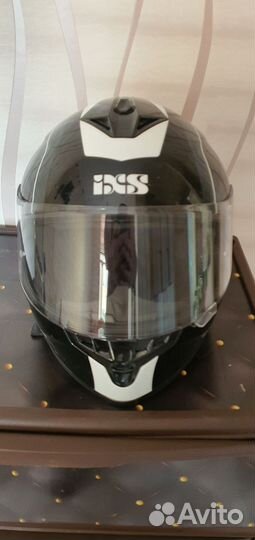 Мотоциклетный шлем размер L