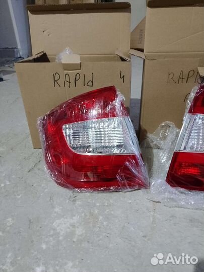 Skoda rapid задняя левая фонарь правый
