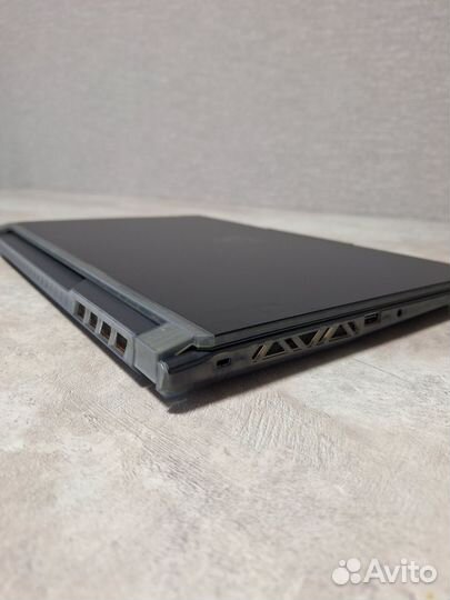 Игровой ноутбук MSI cyborg 15