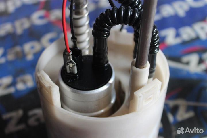 Бензонасос Насос топливный Ситроен Ц-Кроссер / хл