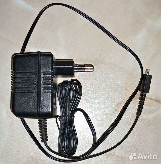 Блок питания,зарядное устройство Supra (micro-USB)