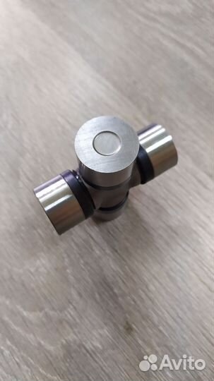 Крестовина полуоси 11988571 для Volvo BL 61/71