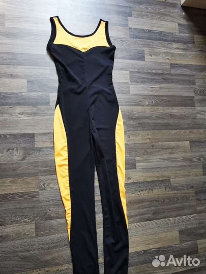 Новый, спортивный комбинезон 44-46