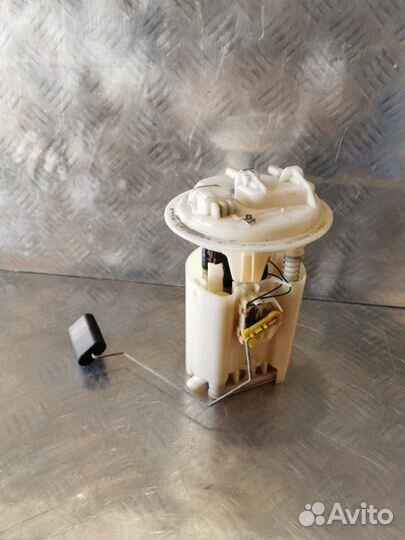 Топливный насос (бензонасос) Renault Clio 1 седан