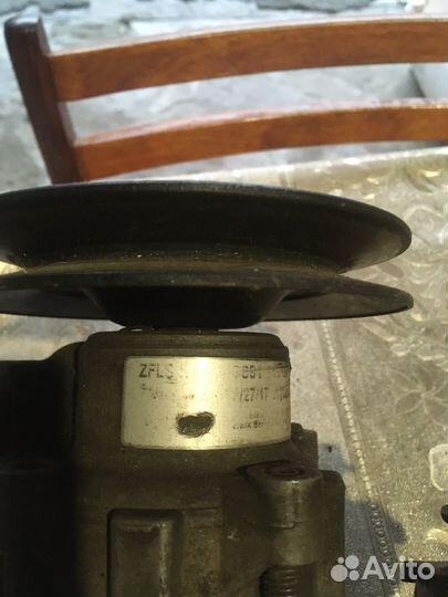 Насос гур на сотку(ZF)